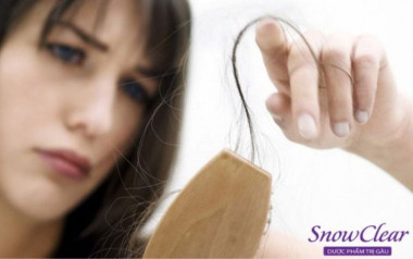 Nang tóc yếu dễ rụng là như thế nào? Cách kiểm tra