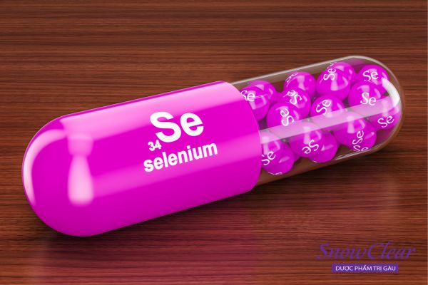 Dầu gội trị viêm da tiết bã ở đầu có chứa Selenium Sulfide