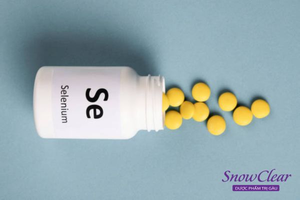 Thuốc trị viêm da tiết bã ở đầu cần chứa selenium sulfide